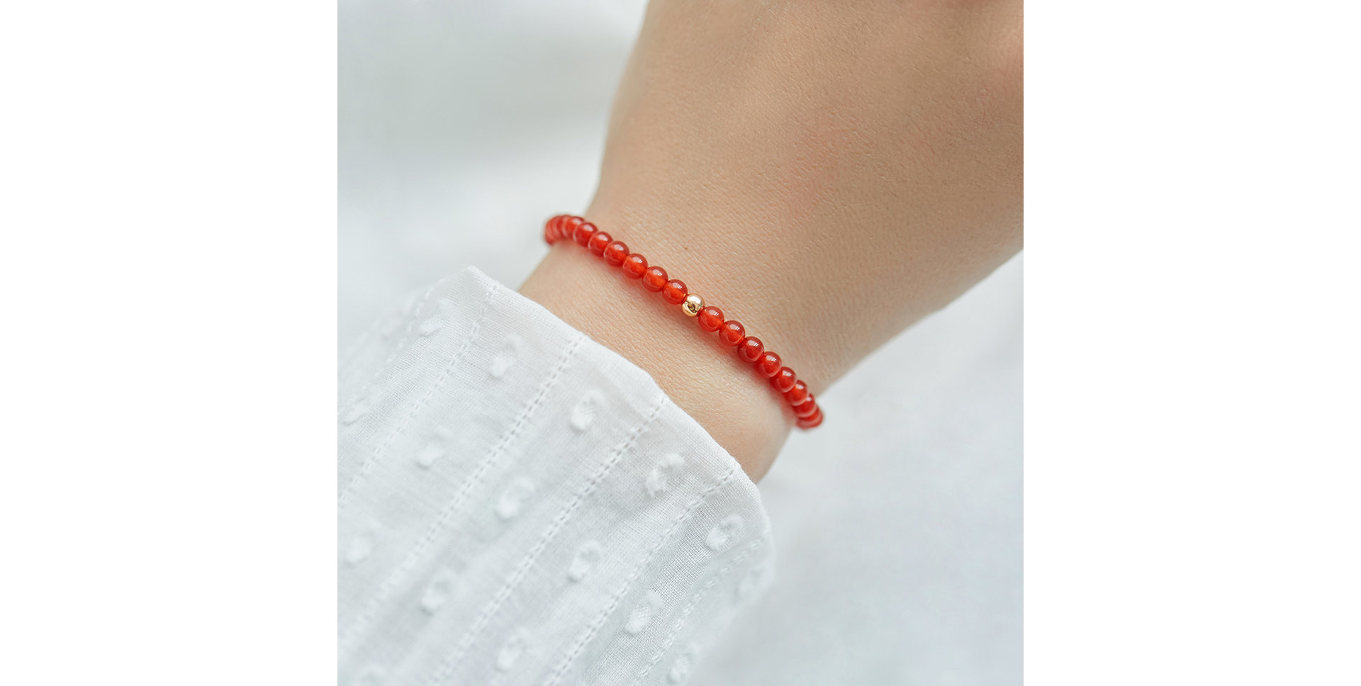 Bracelet with Garnets Fancy Beauty