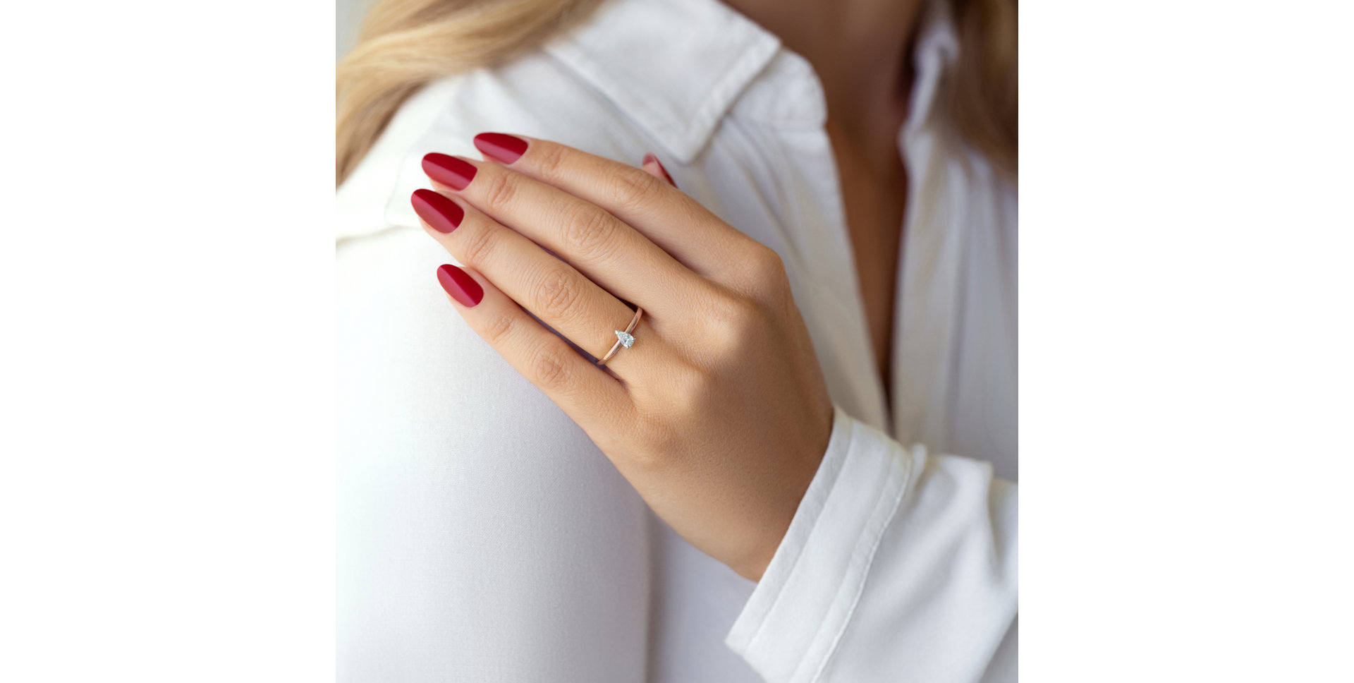 Diamond ring Lone Teardrop