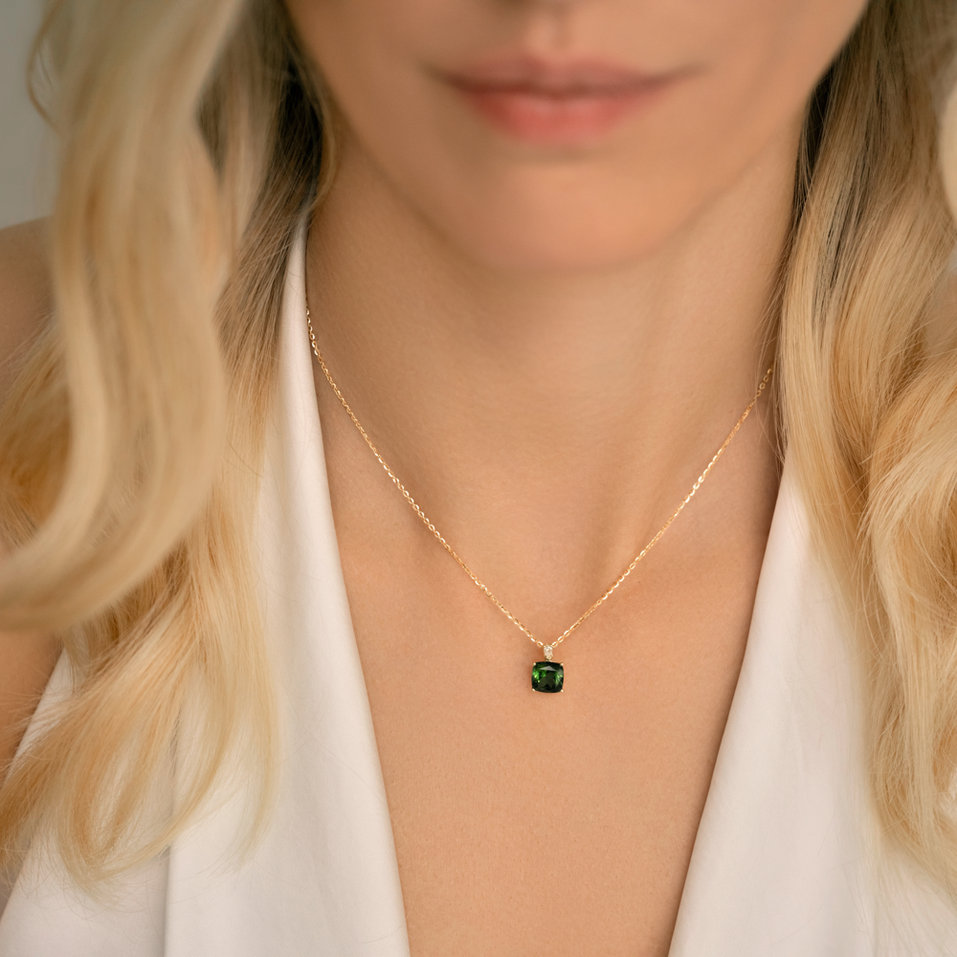 Diamond necklace with Tourmaline Marigold