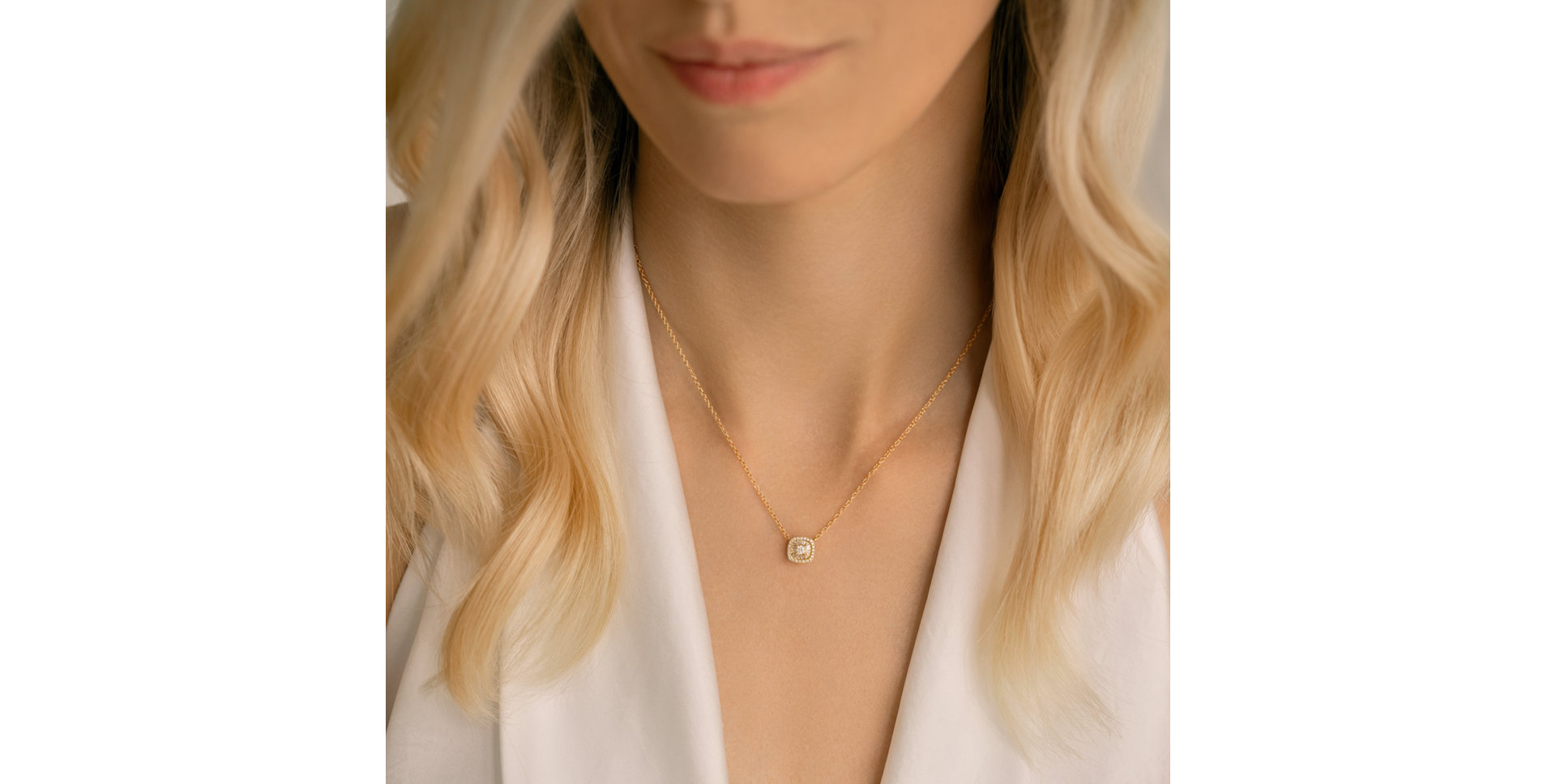 Diamond necklace Lunaris