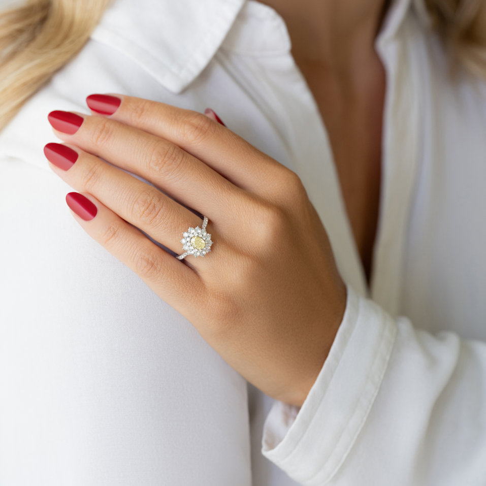 Diamond ring Soleil Royale