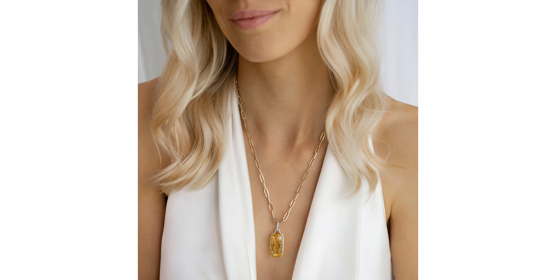 Diamond necklace with Citrine Rose de Lima