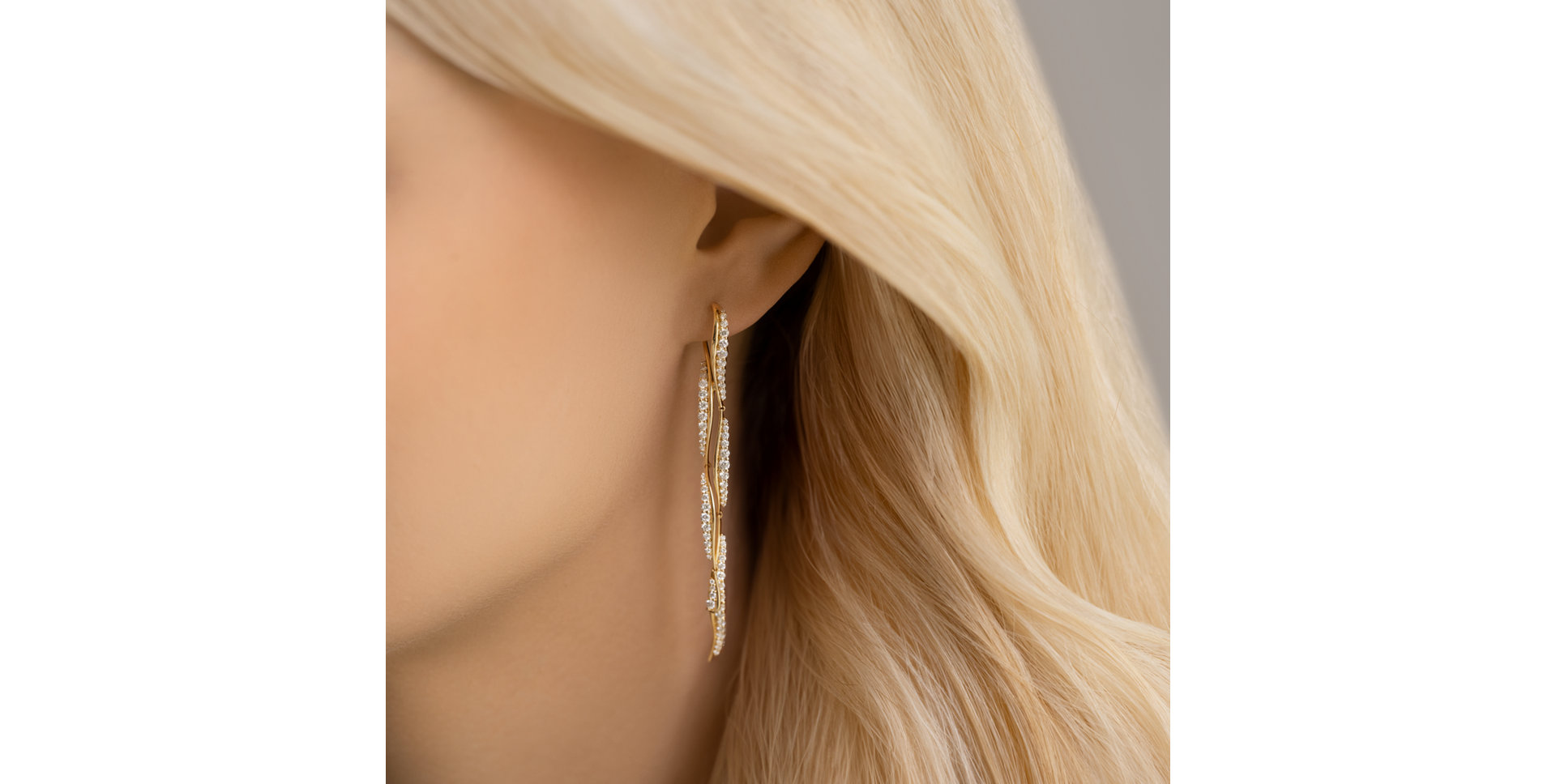 Diamond earrings Misty Falls