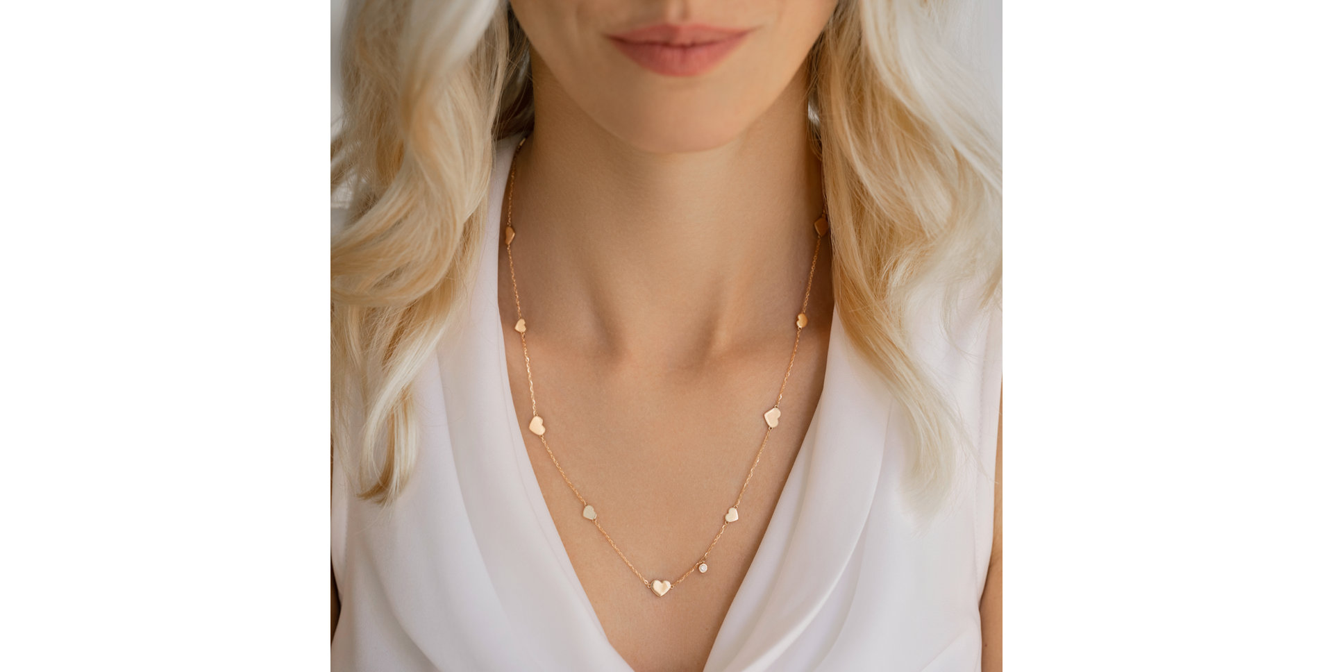 Diamond necklace Heartlyn