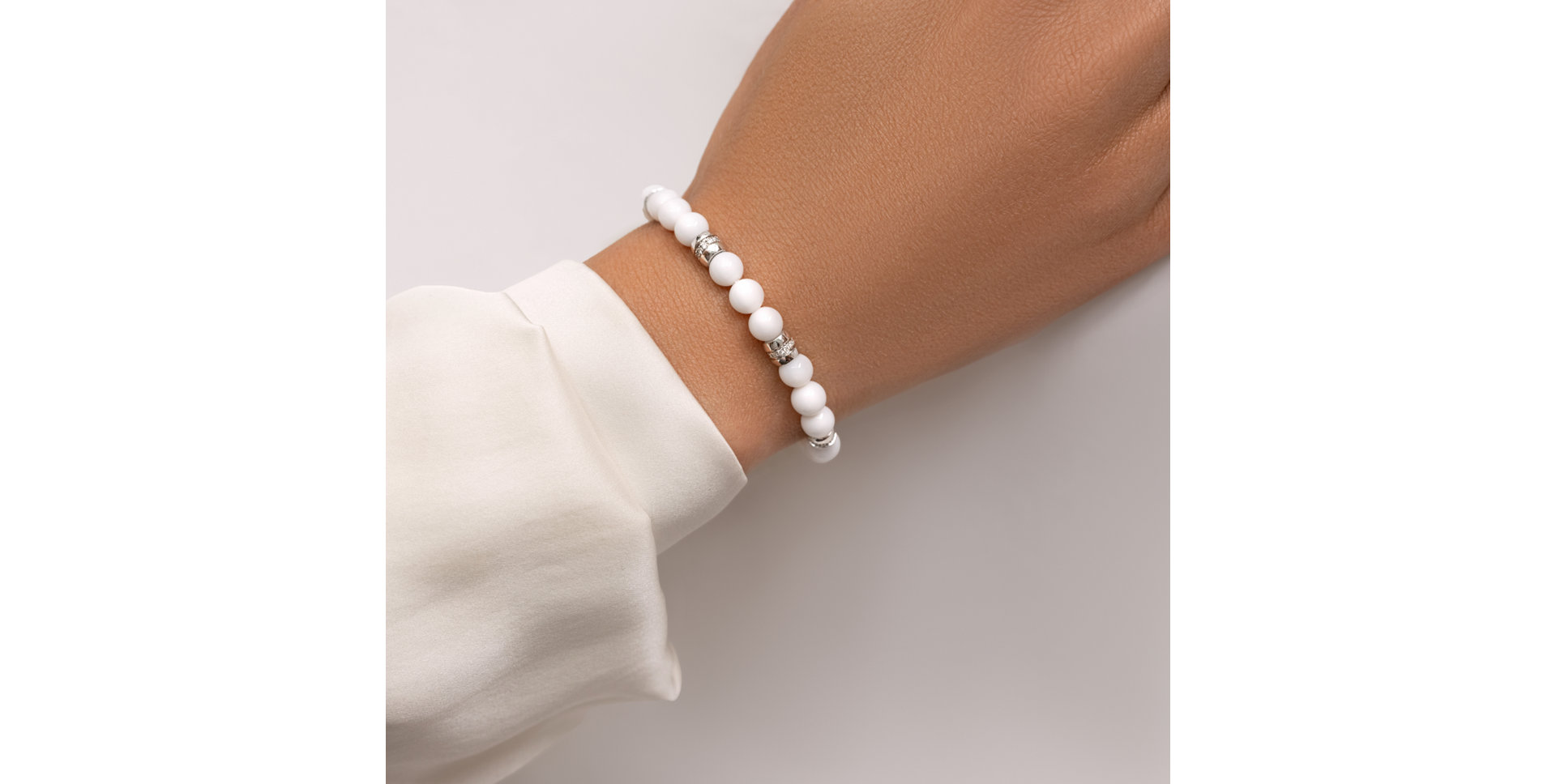 Diamond bracelet with Agates Moonlace