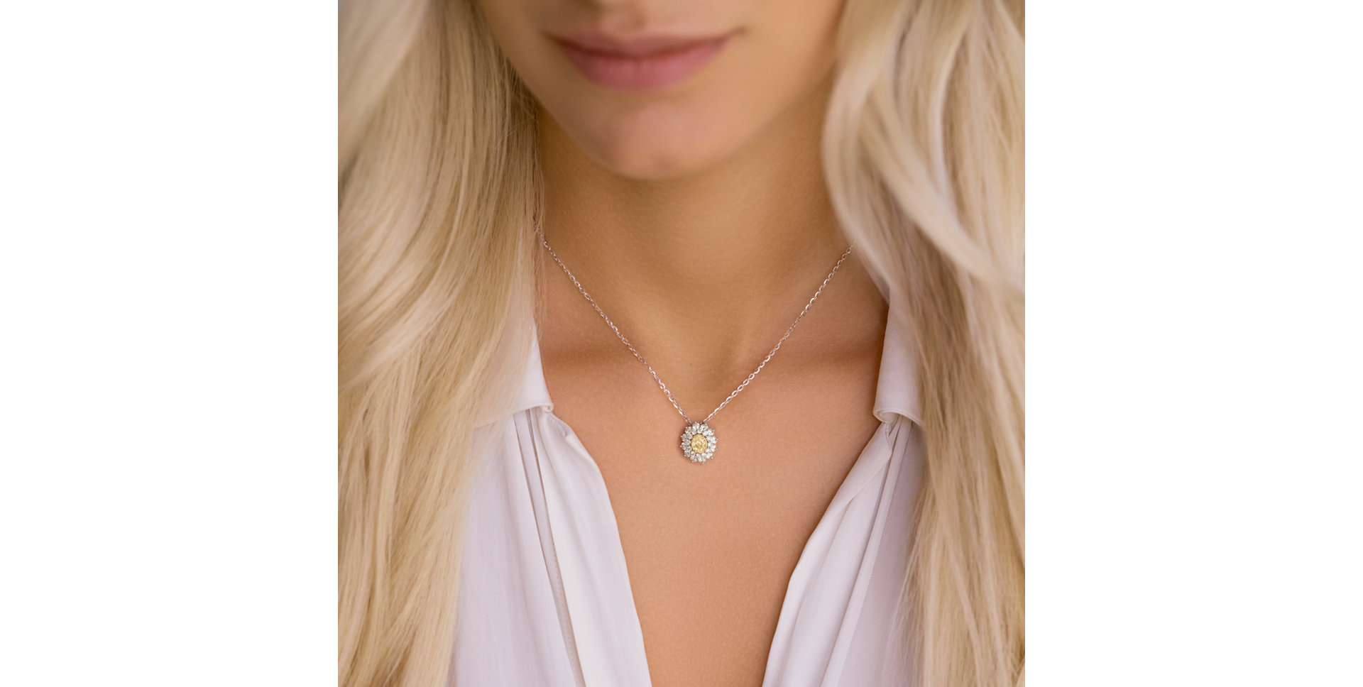 Diamond necklace Soleil Royale