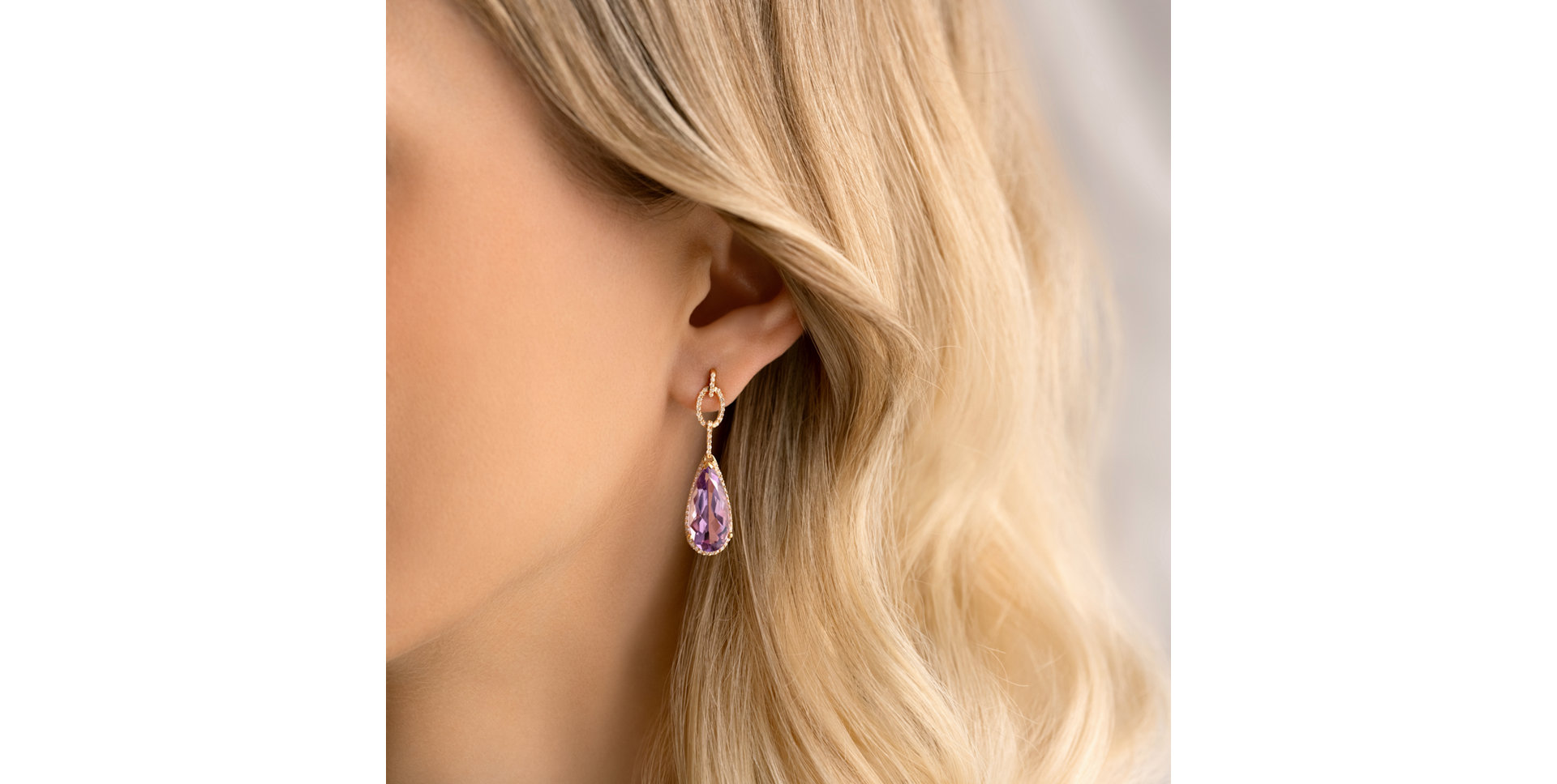 Diamond earrings with Amethyst Tear of Light