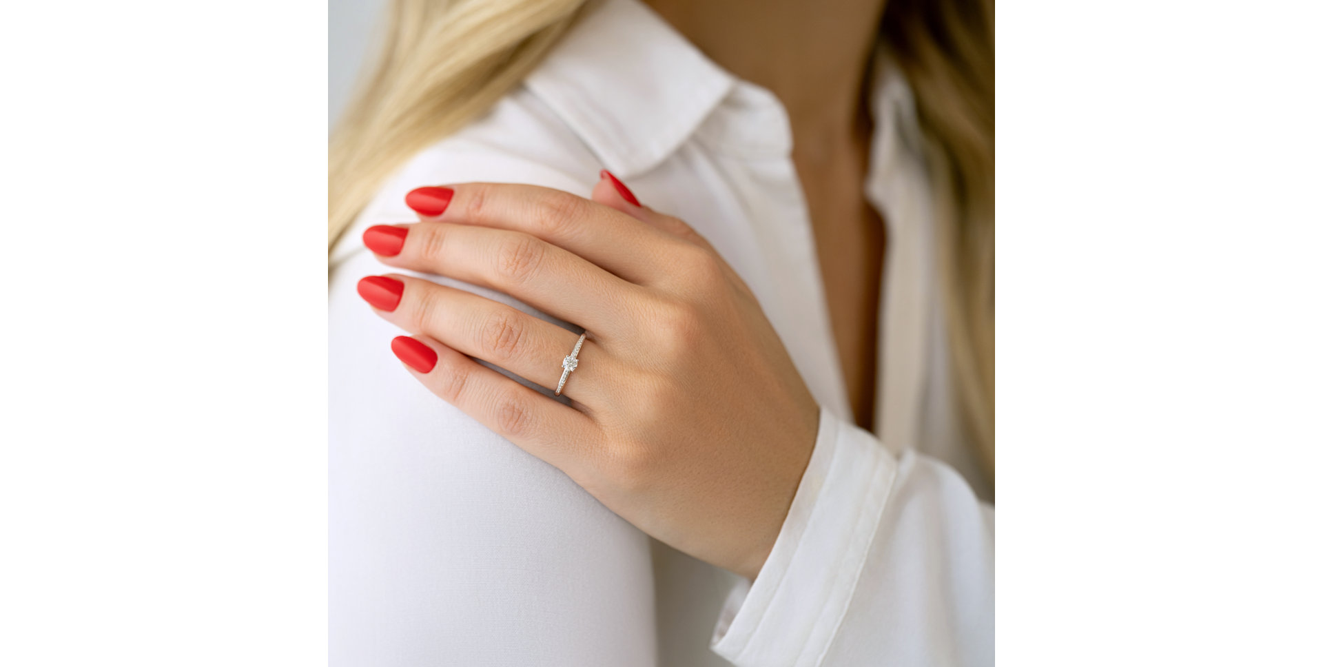 Diamonds ring Oroncio