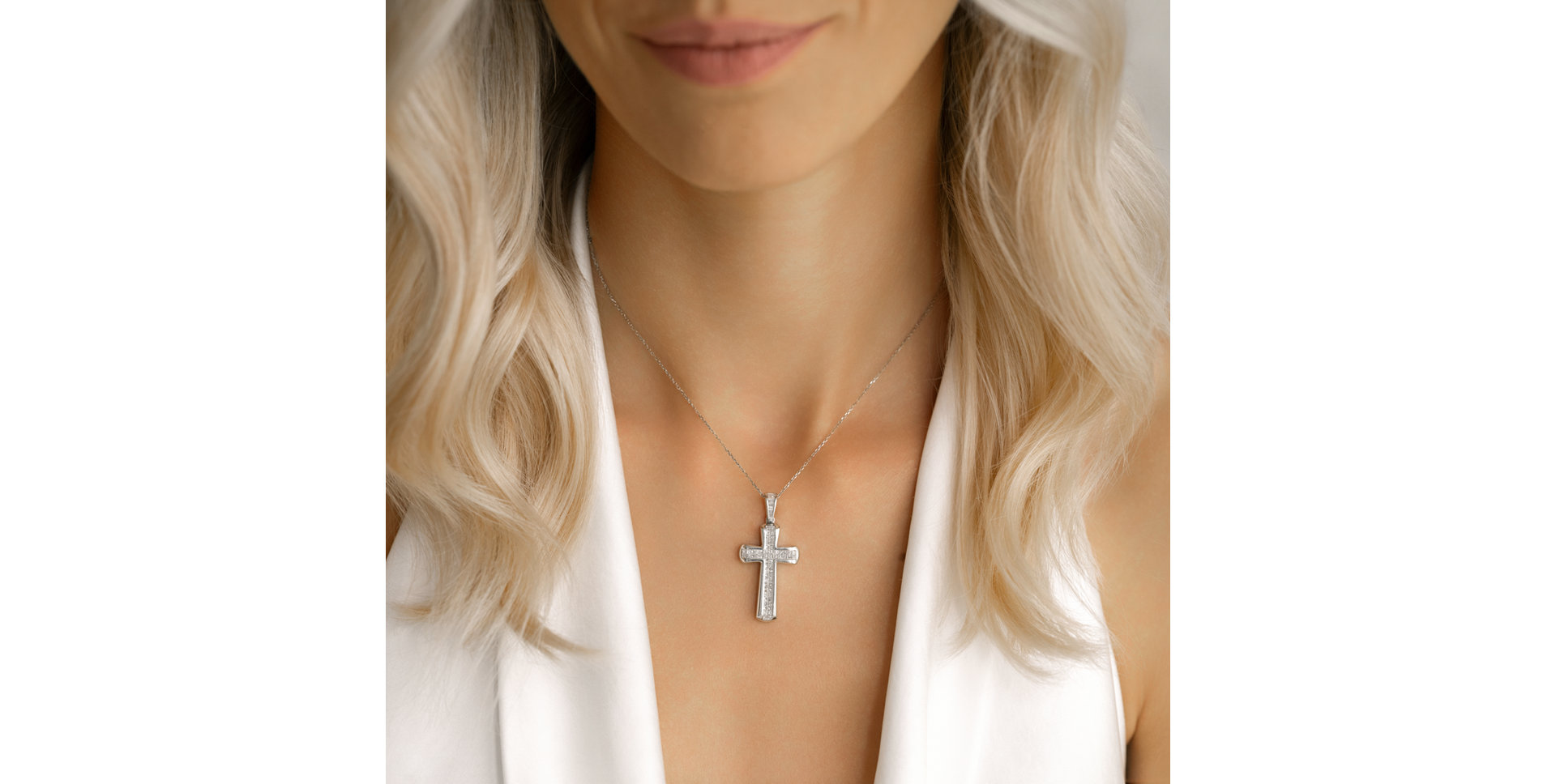 Diamond necklace Vision Cross