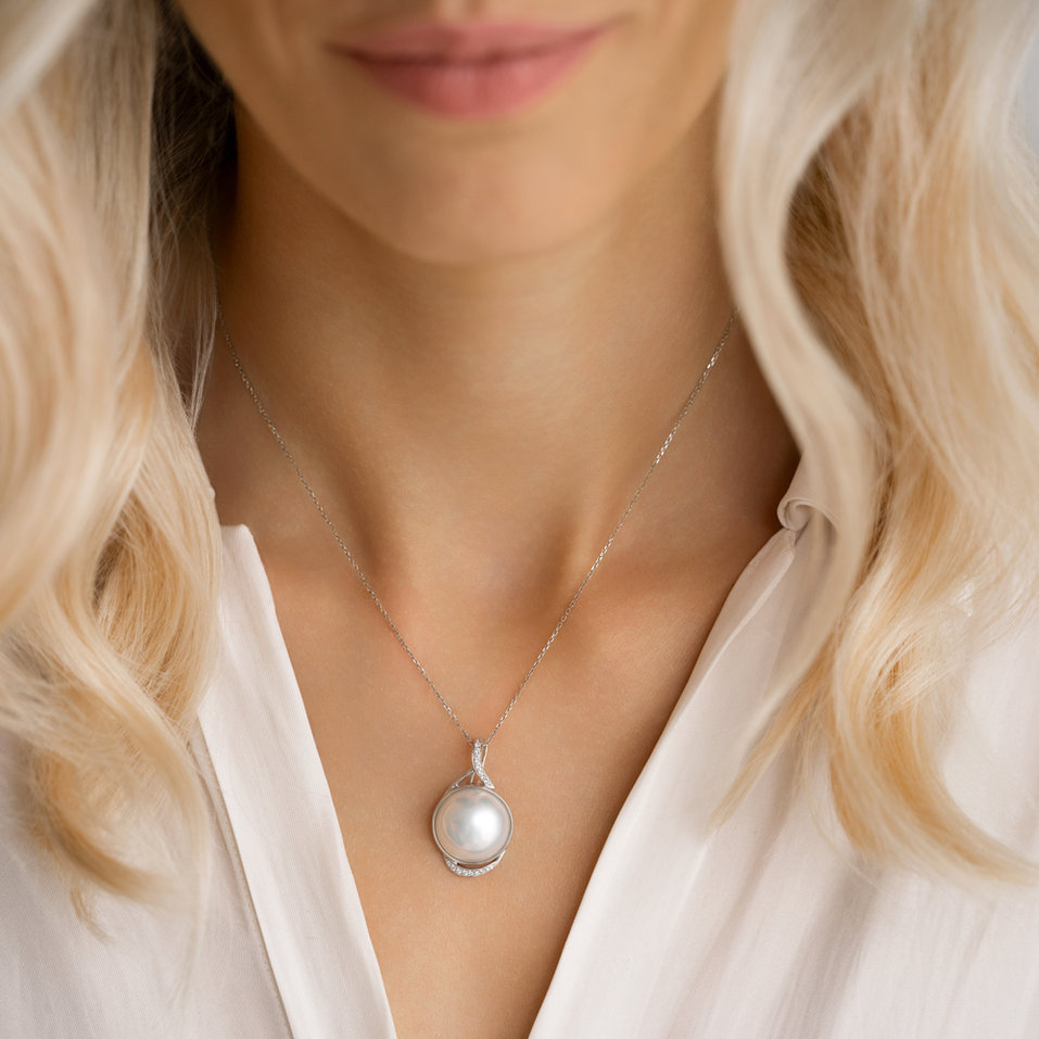 Diamond necklace with Pearl Mermaid Fantasy