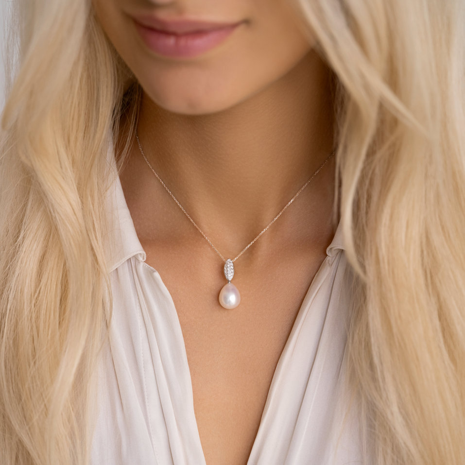 Diamond necklace with Pearl Neptunian Glory