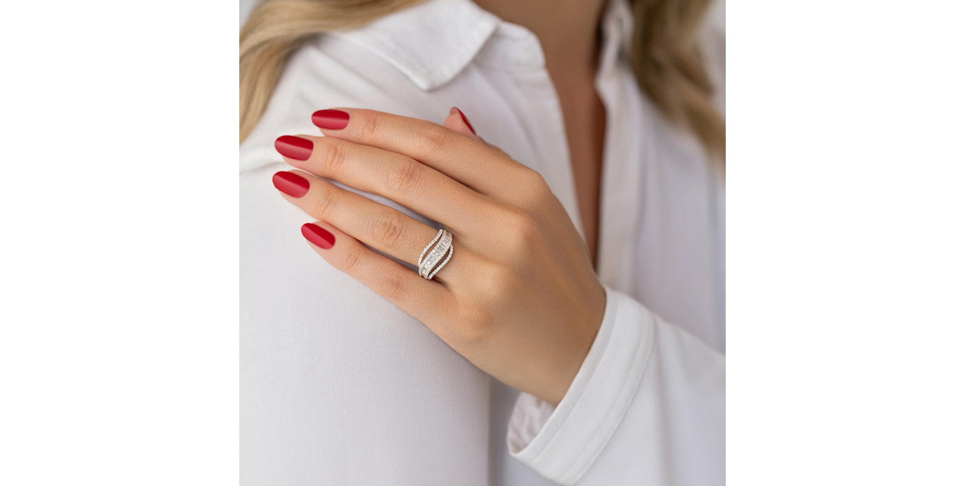 Diamond ring Alluring Way