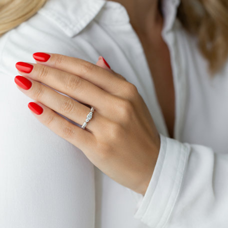 Diamond ring Wendy