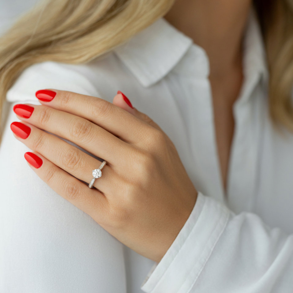 Diamond ring Elyviel