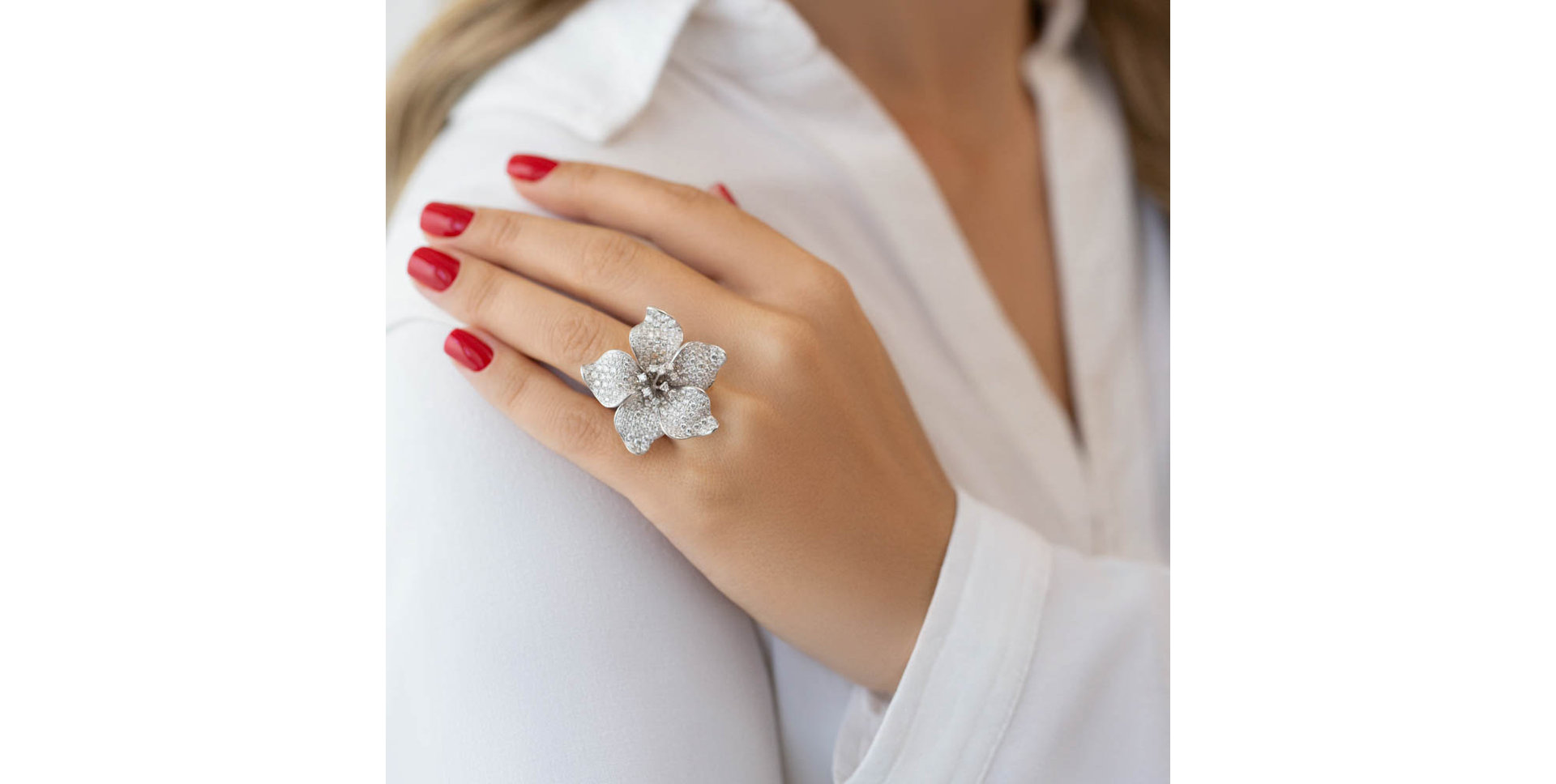 Diamond ring Oleandra