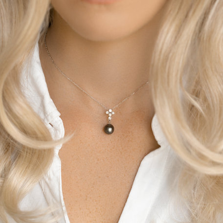Diamond pendant with Pearl Pearl Obsession