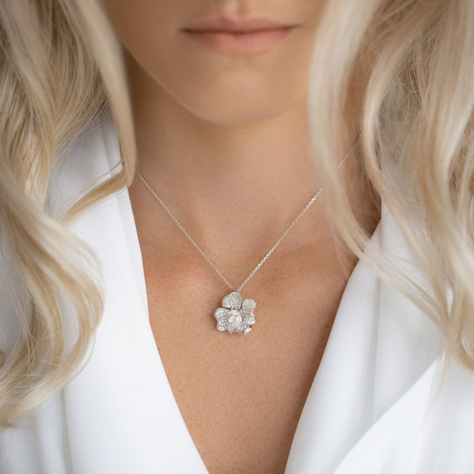 Diamond pendant Alabaster Rose