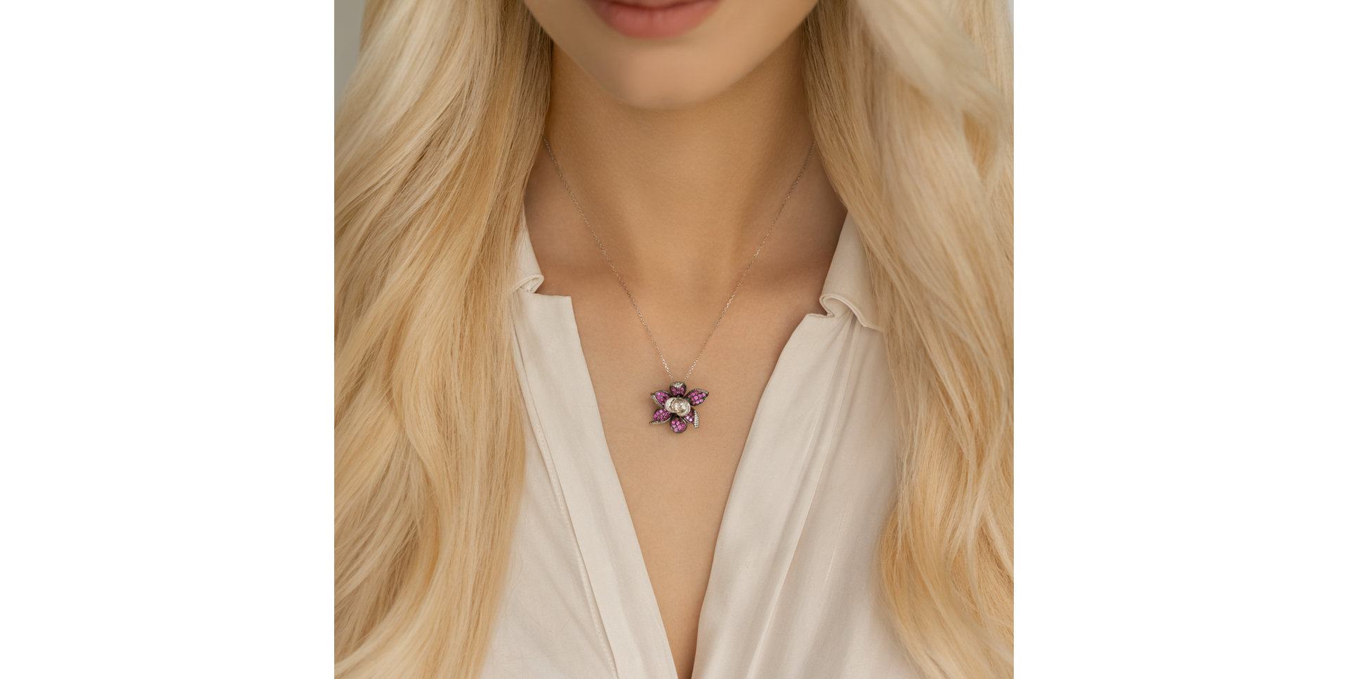 Diamond pendant with Sapphire Space Bloom