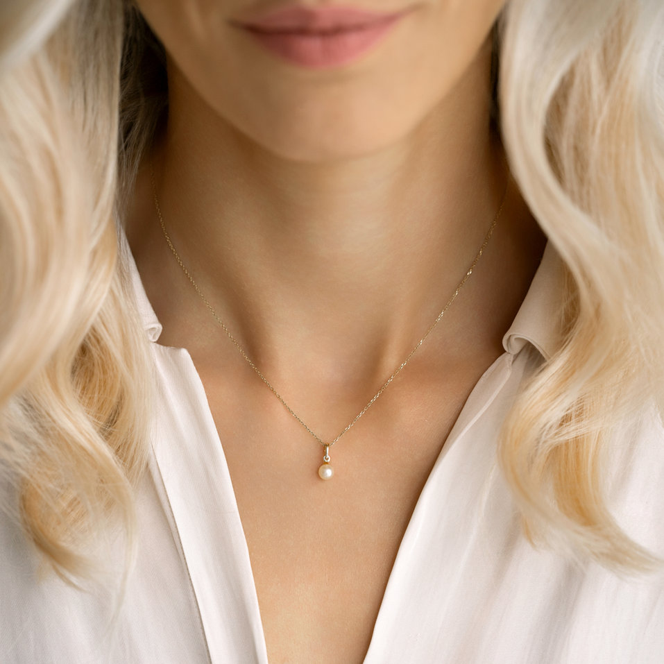 Pendant with Pearl Mariel