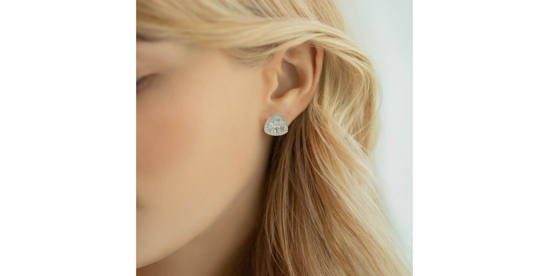 Diamond earrings Derry