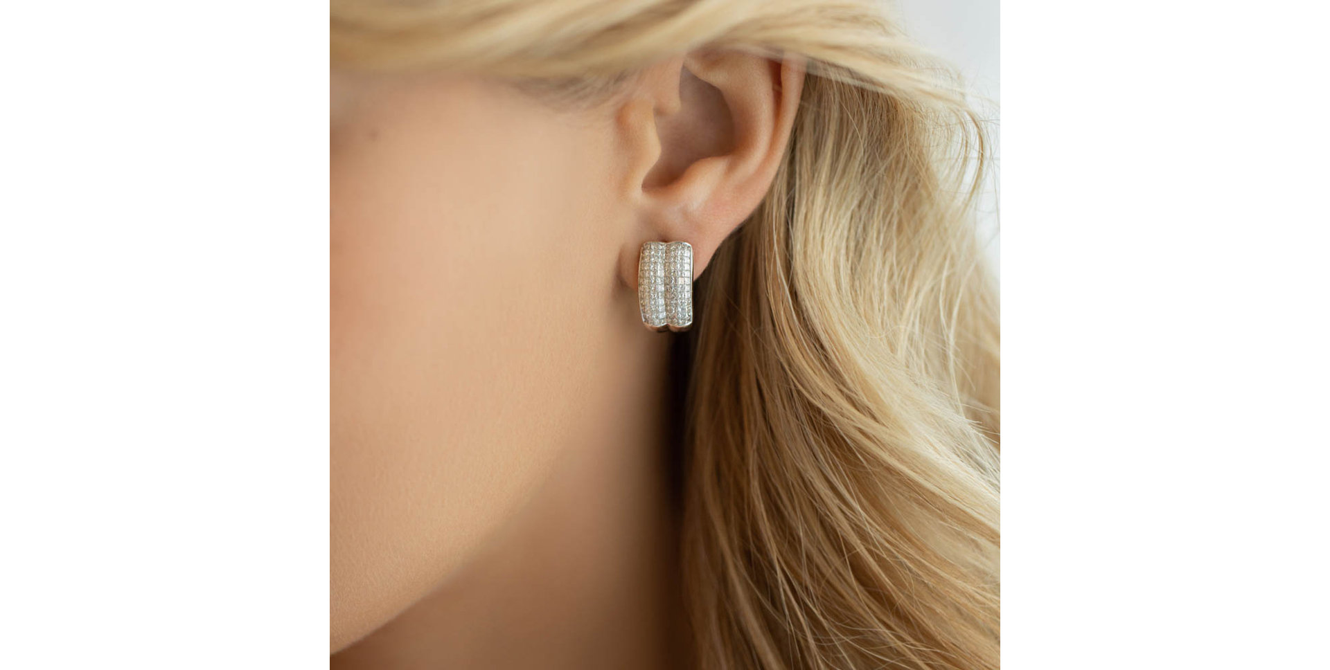 Diamond earrings Baird