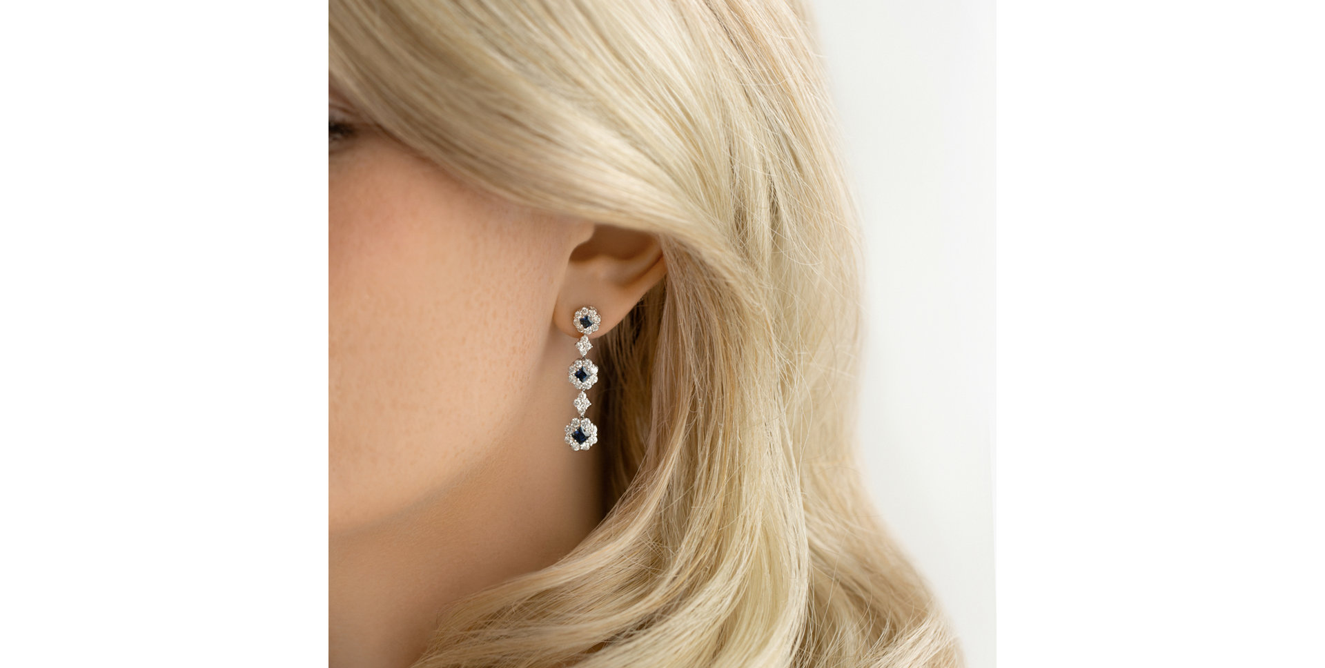 Diamond earrings and Sapphire Miriam