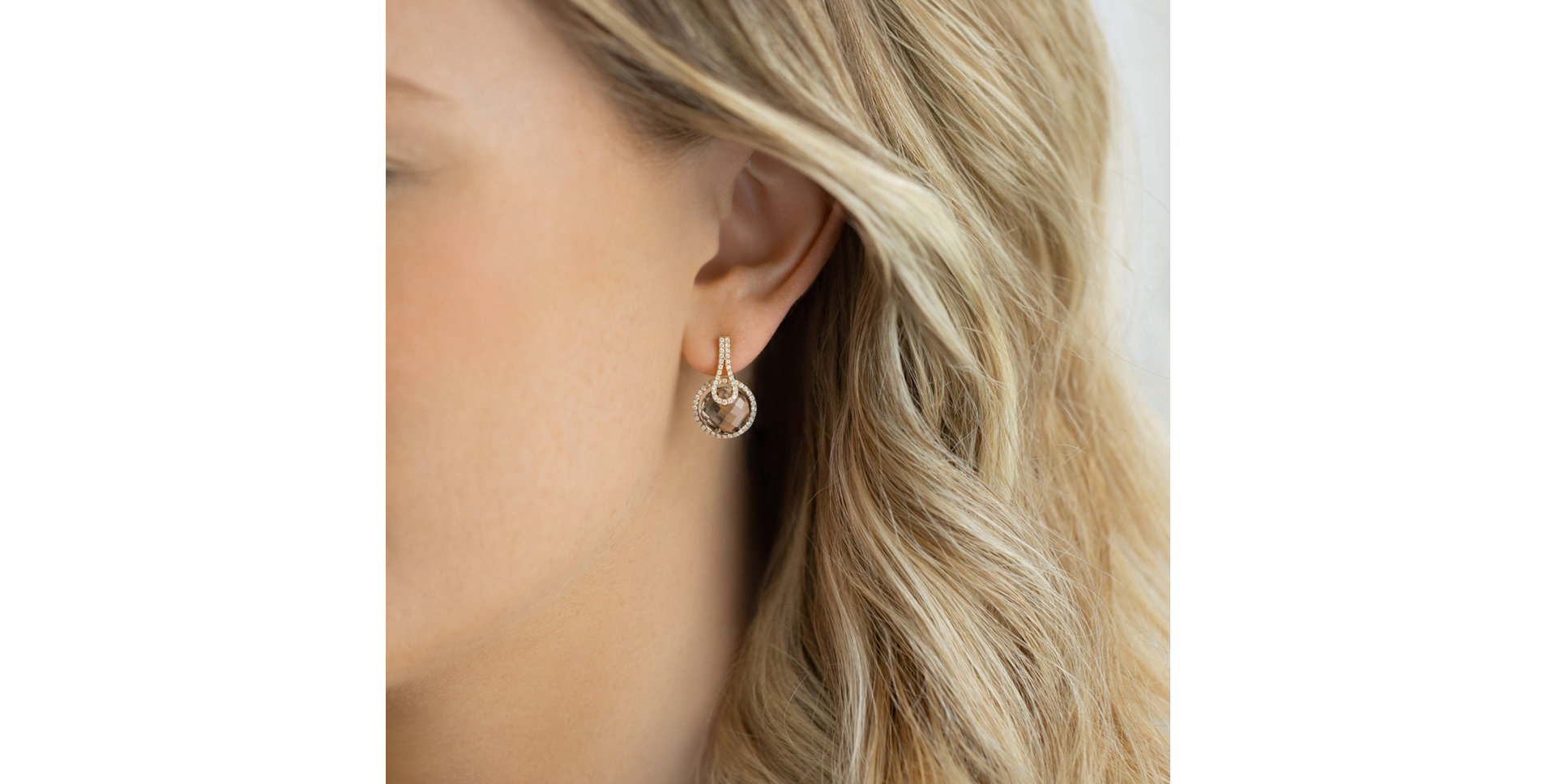 Diamond earrings with Quartz Carnival