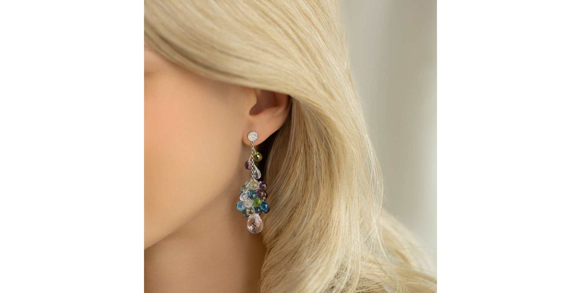 Diamond earrings and gemstones Icarius