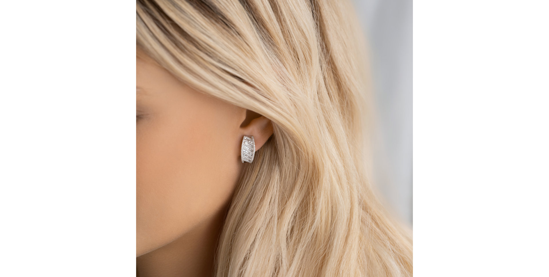 Diamond earrings Luxoria