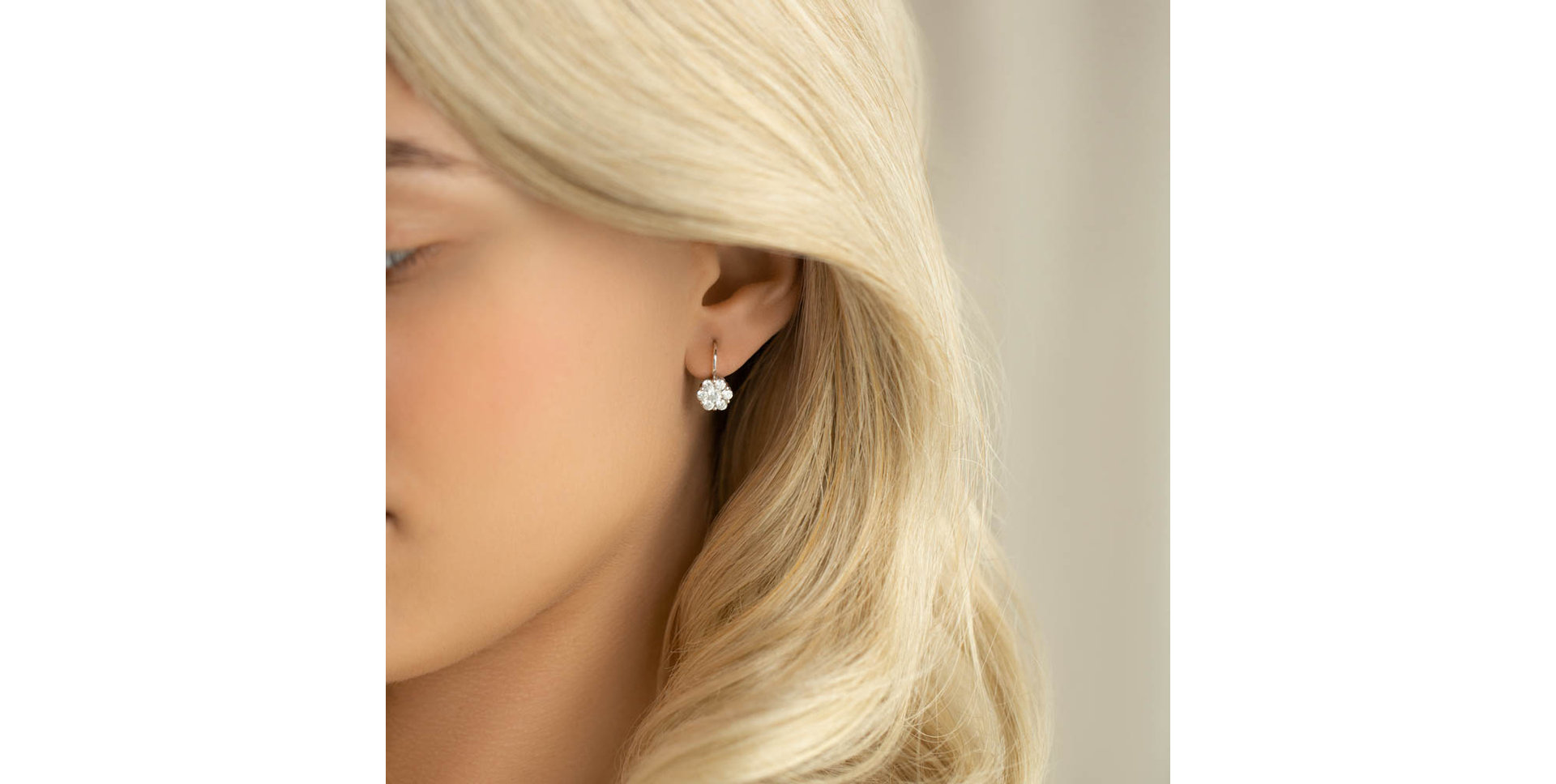 Diamond earrings Starflower