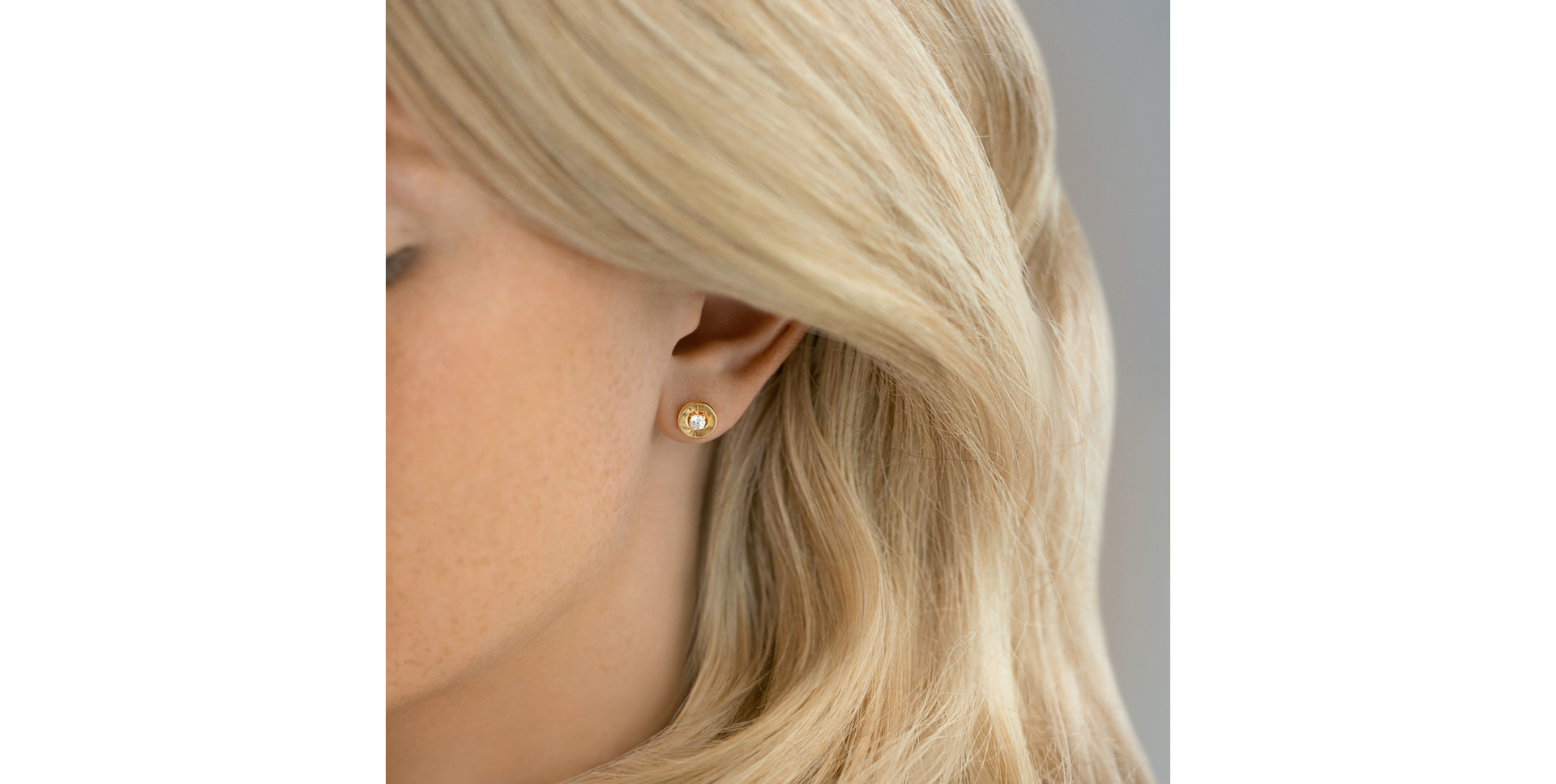 Diamond earrings Aaron