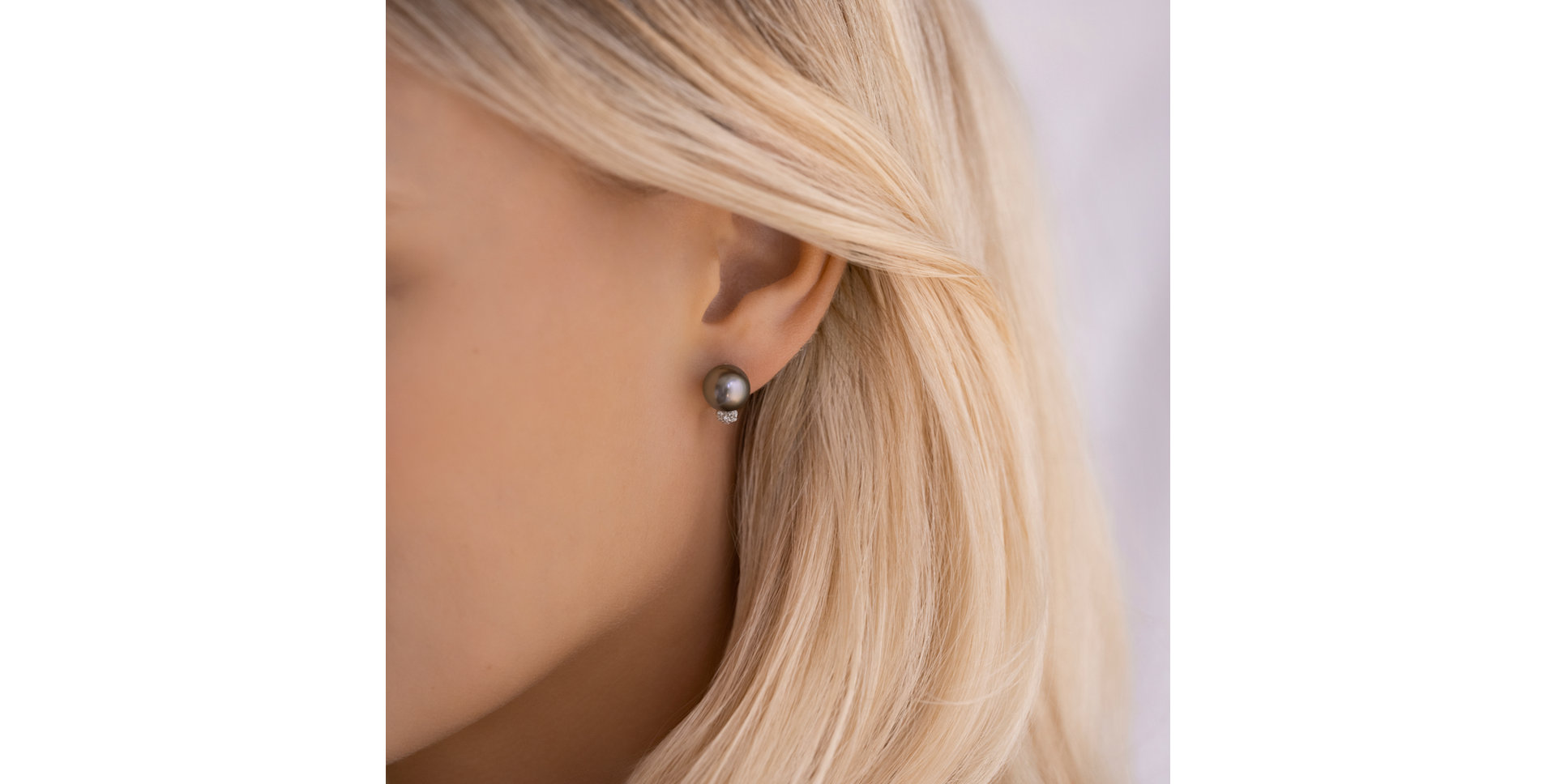 Diamond earrings with Pearl Neetham