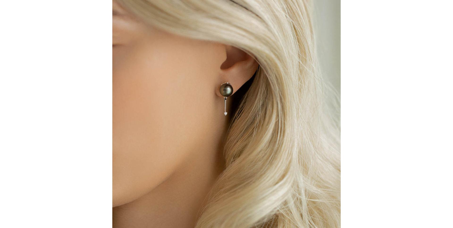 Diamond earrings with Pearl Mighty Sea