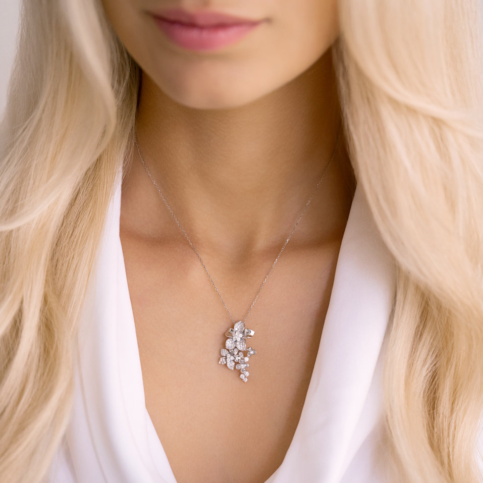 Diamond necklace Revive
