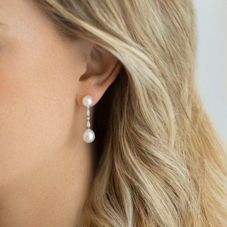 Diamond earrings with Pearl Ocean Tears