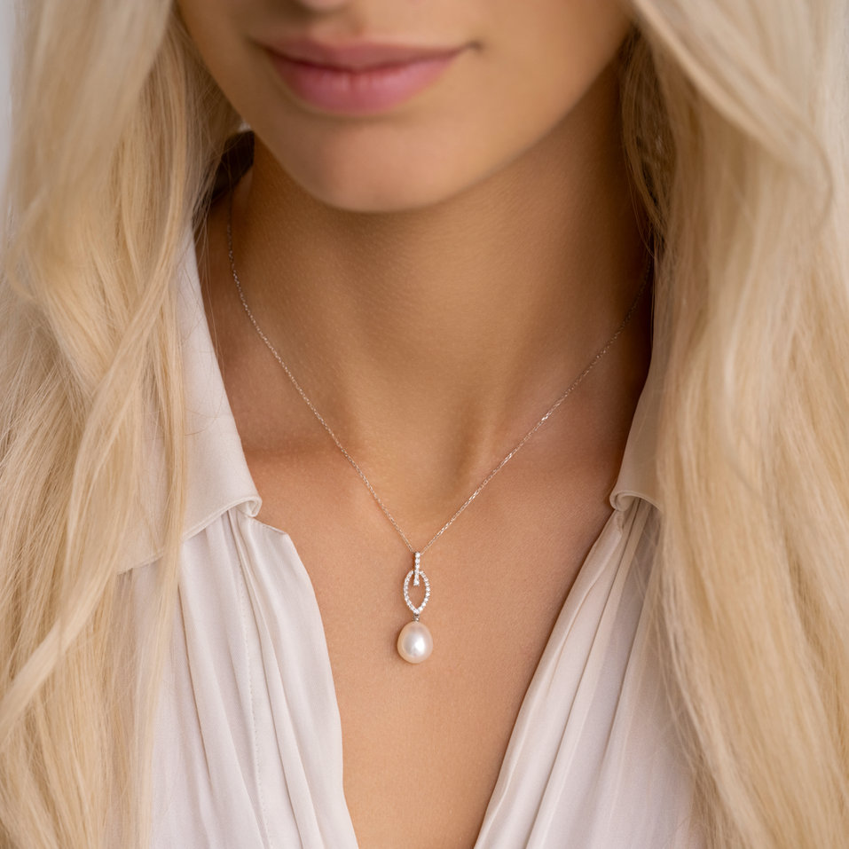 Diamond pendant with Pearl Fantasy Shore