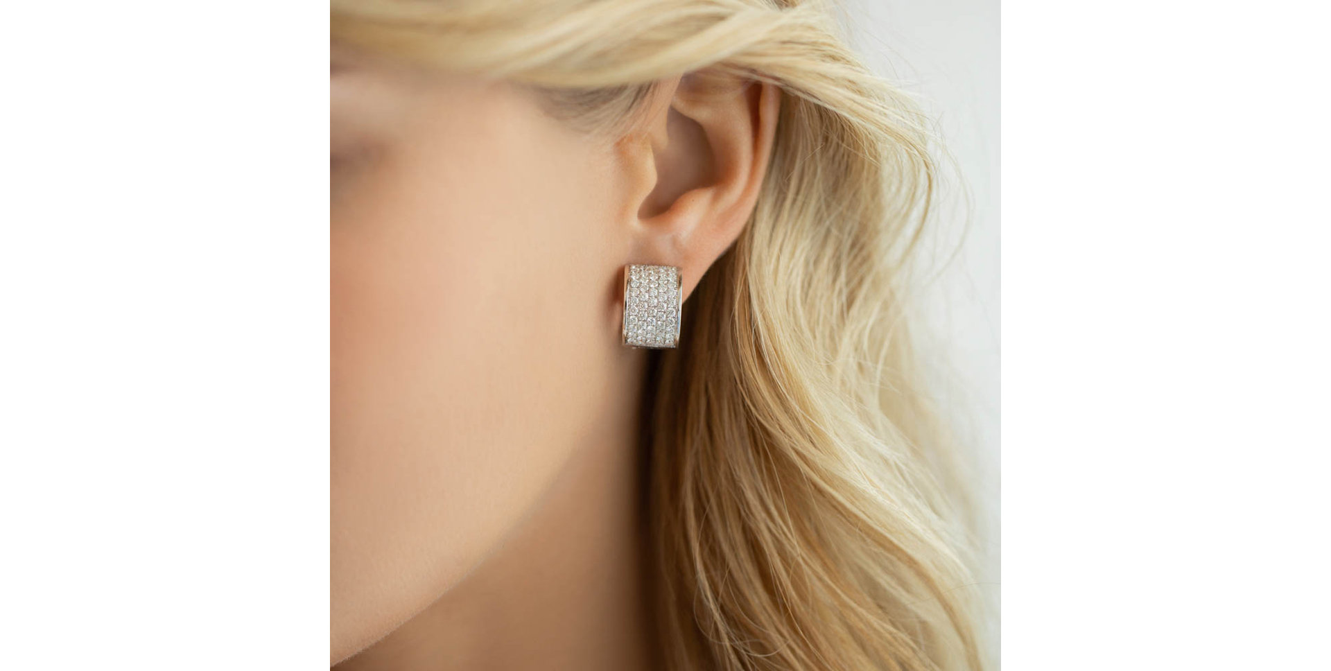 Diamond earrings Shanghai