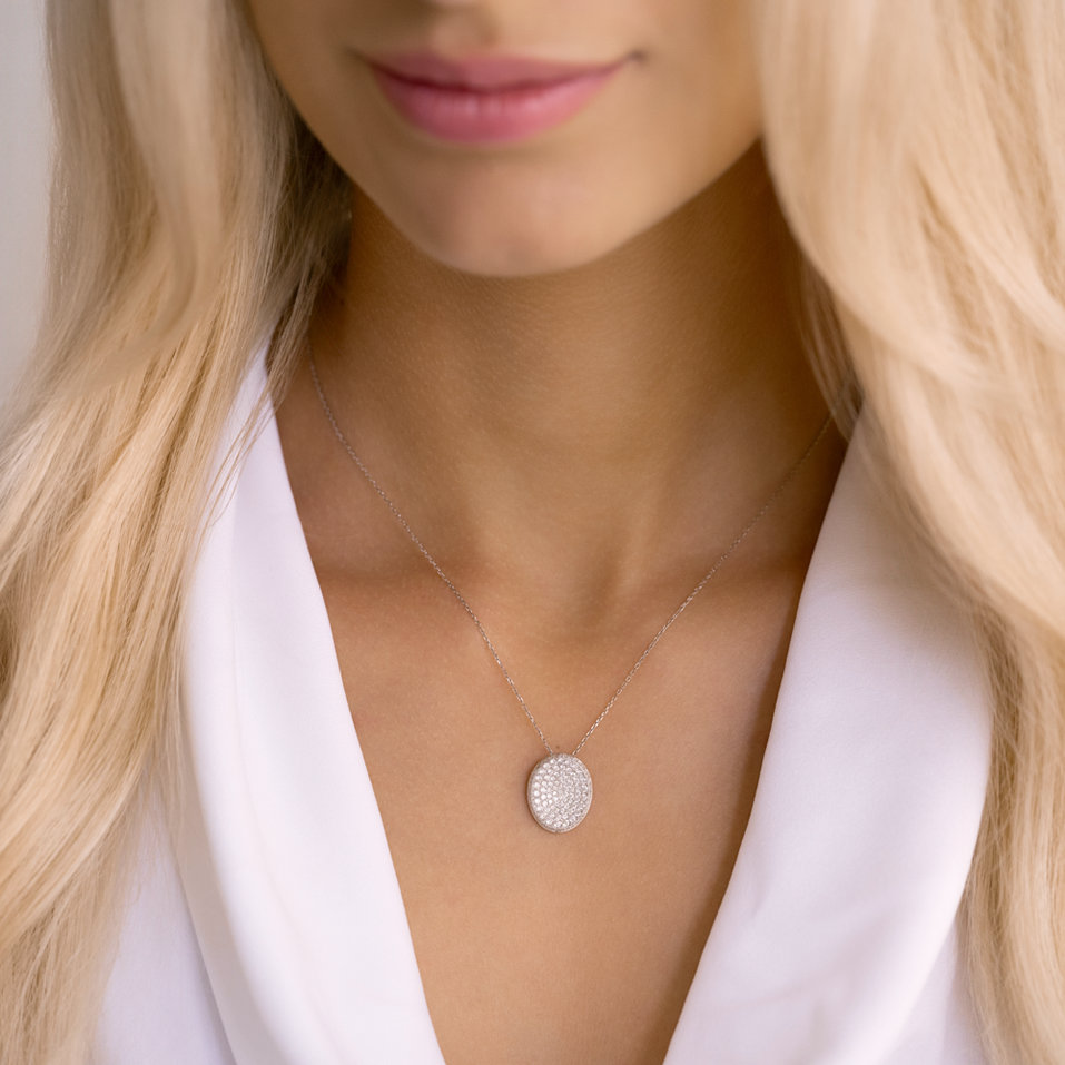 Diamond necklace Shakira
