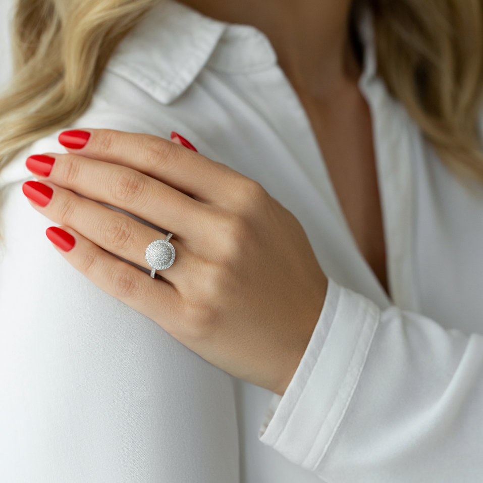 Diamond ring Lathika