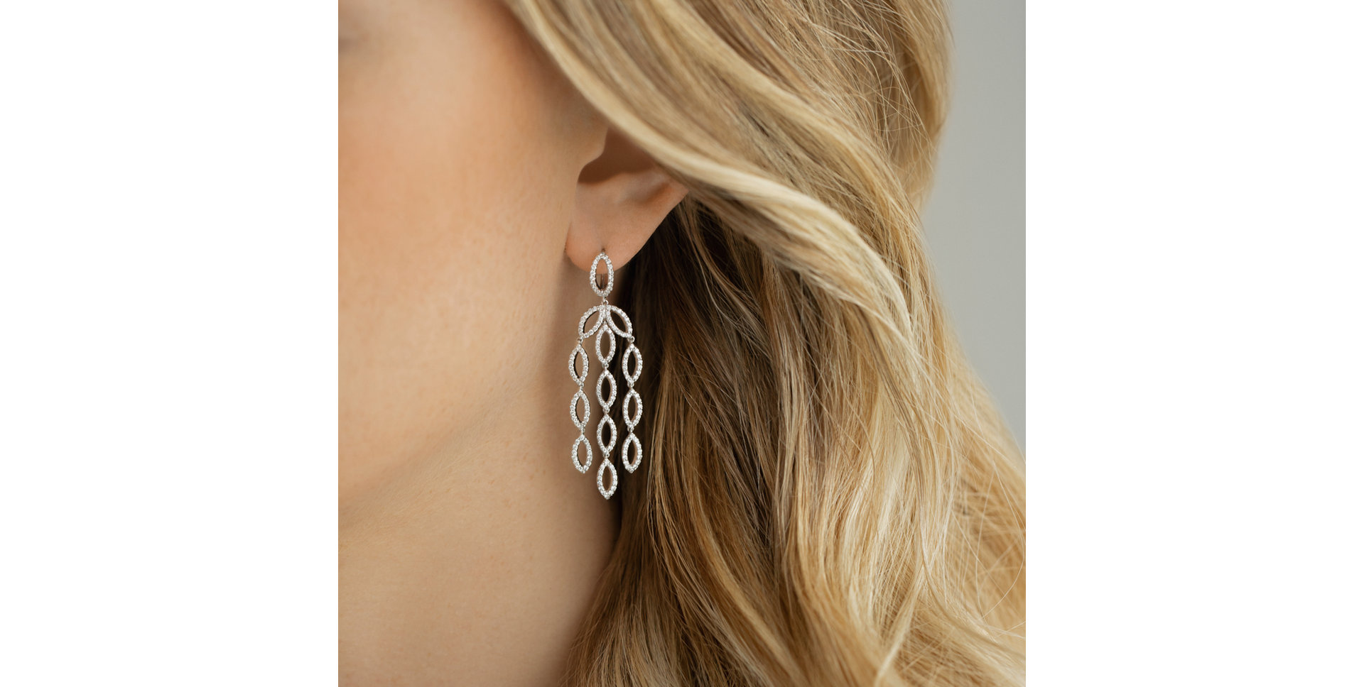 Diamond earrings Moon Labyrinth