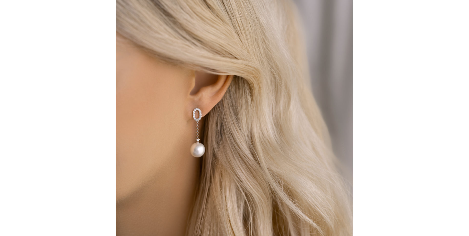 Diamond earrings with Pearl Frozen Ocean