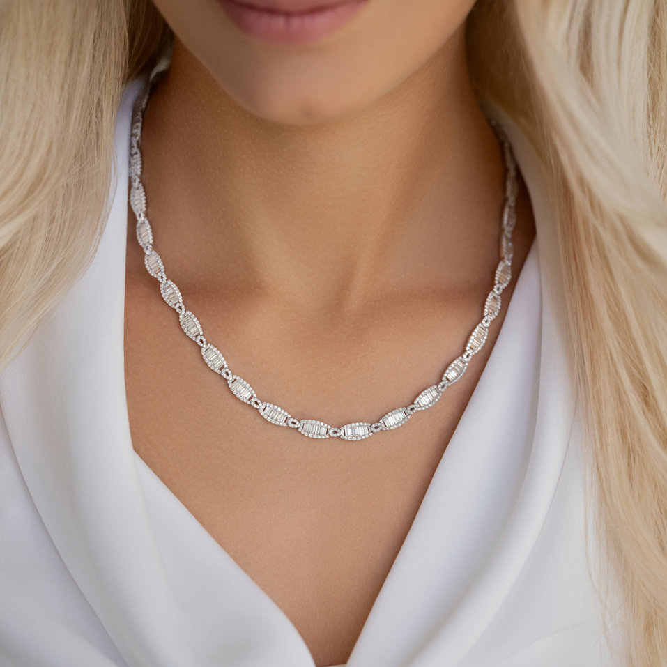 Diamond necklace Monique