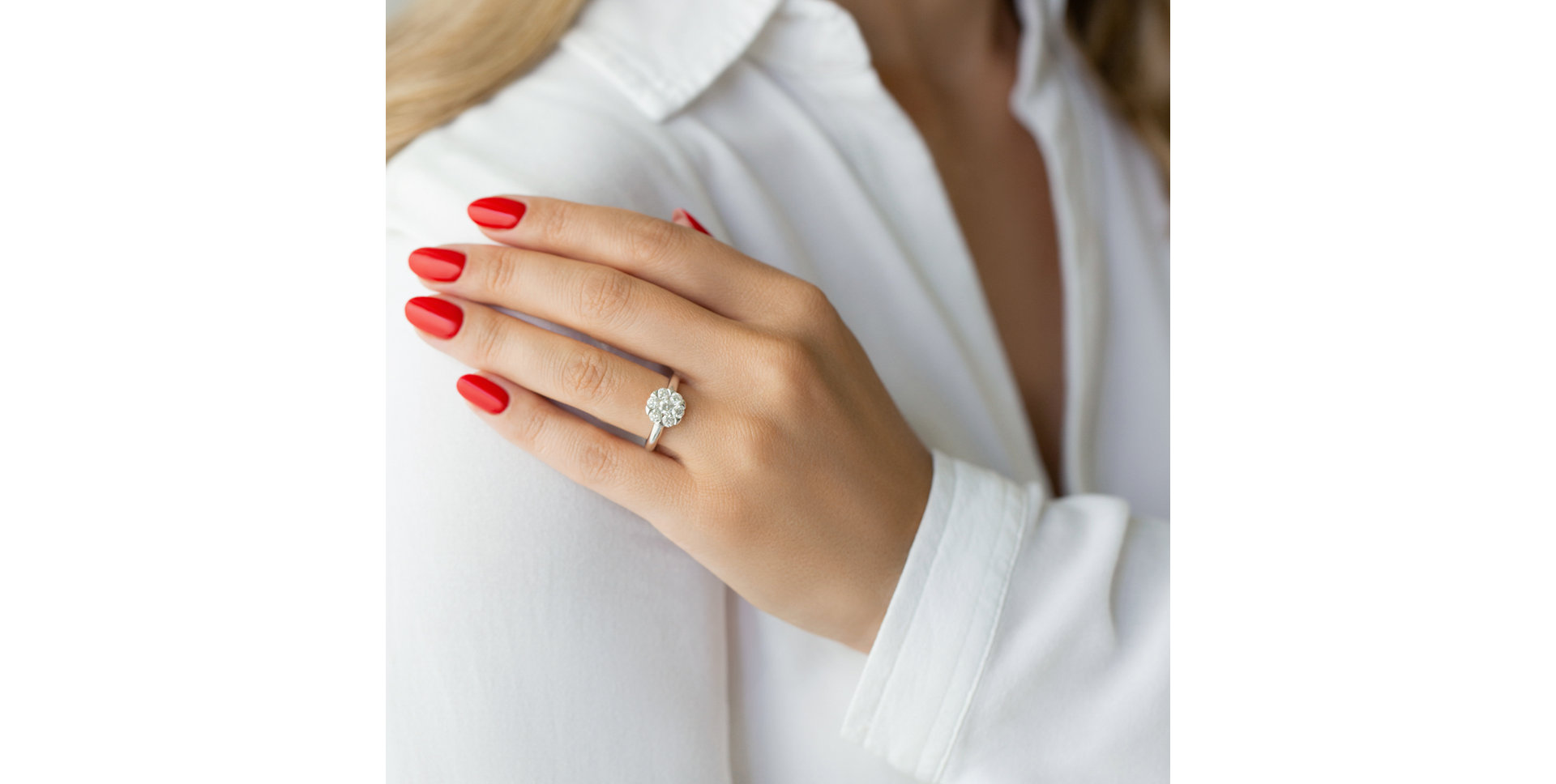 Diamond ring Hidden Bloom