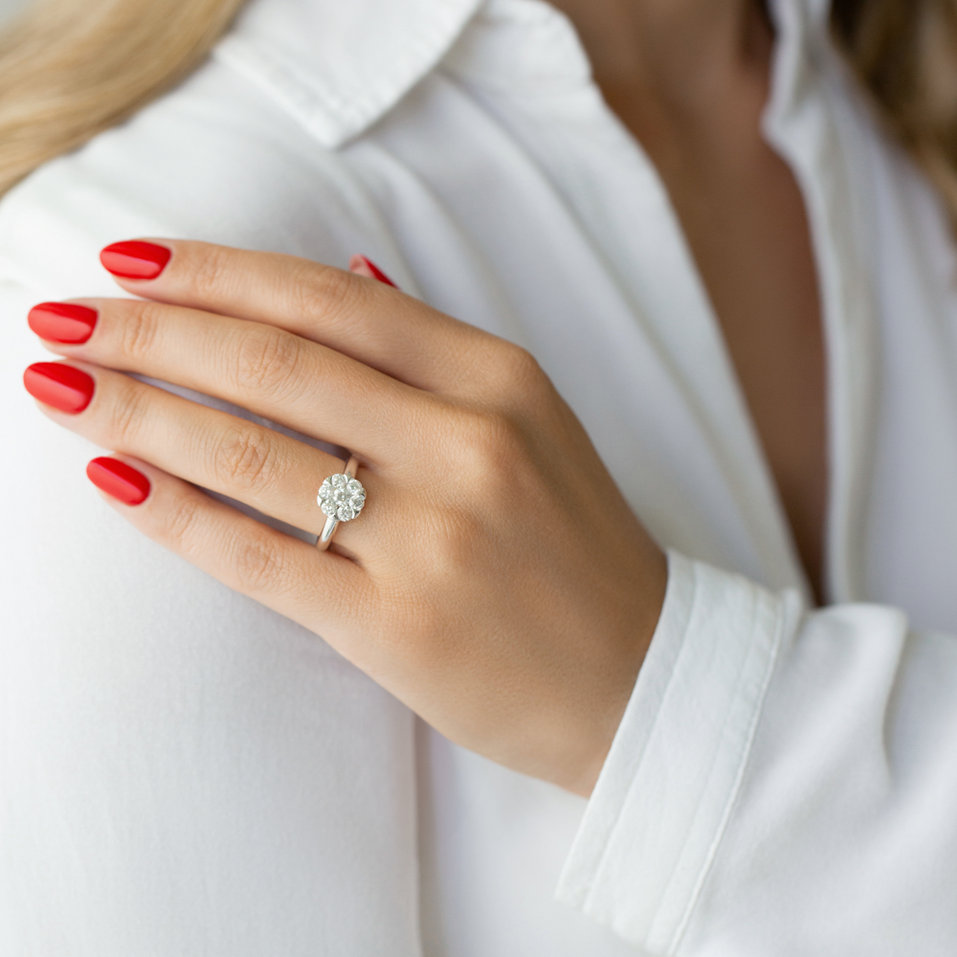 Diamond ring Hidden Bloom