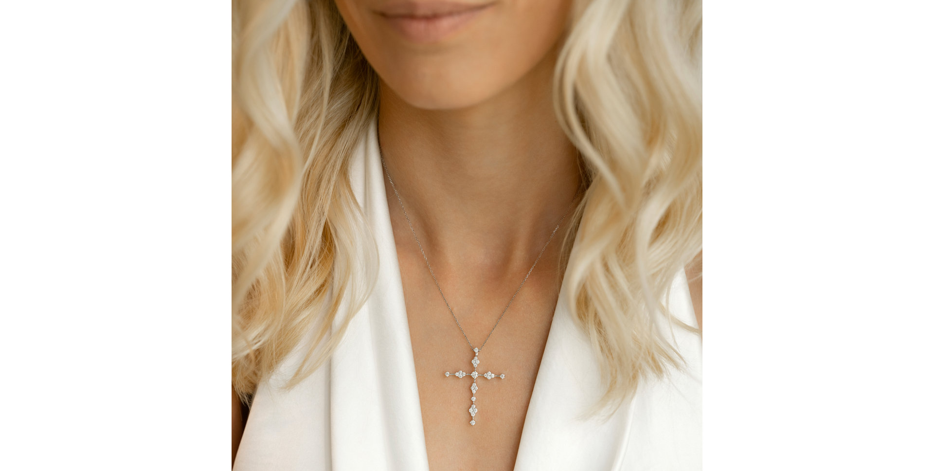 Diamond pendant Rosie Stone