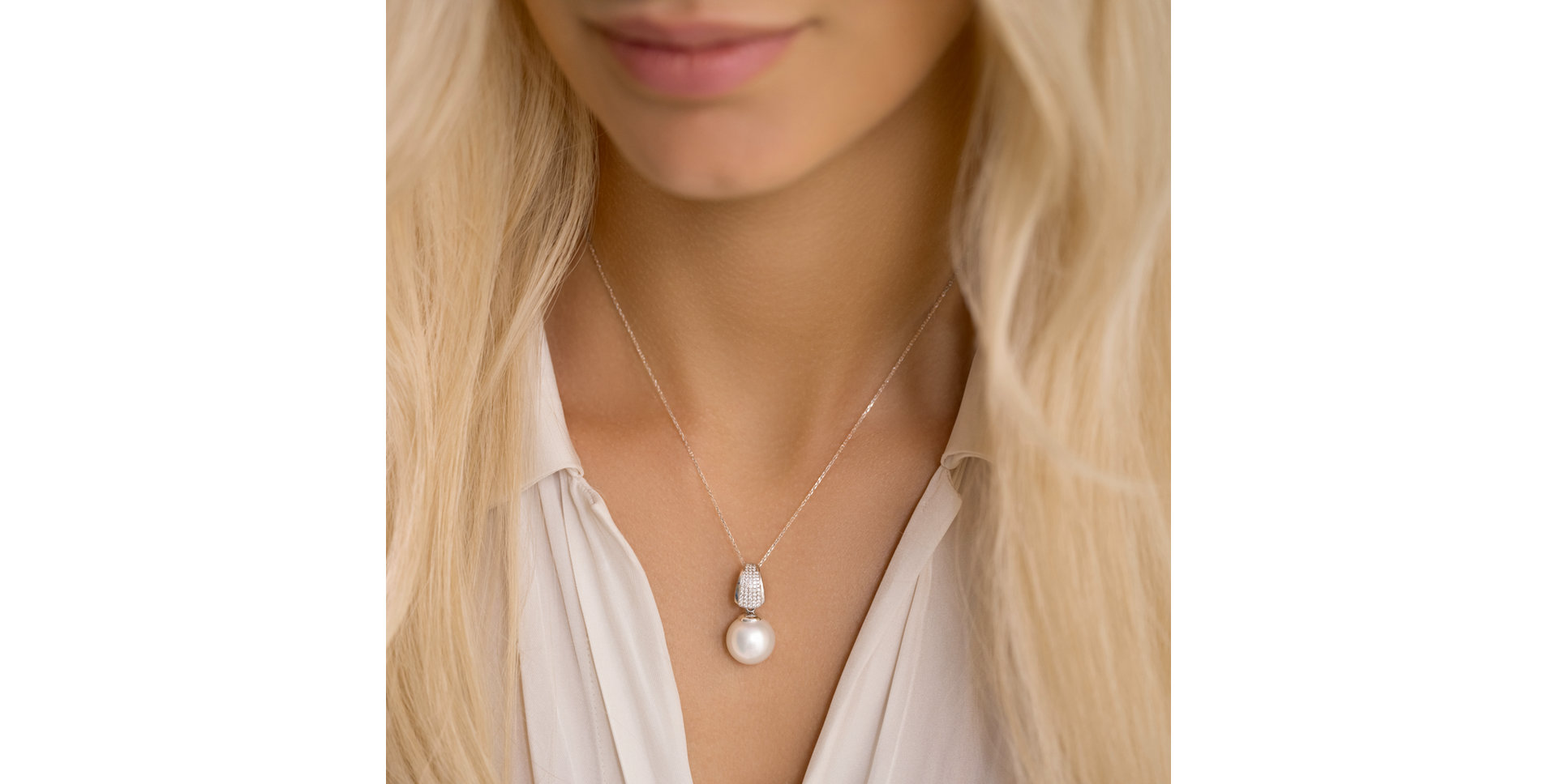 Diamond pendant with Pearl Elegant Reef