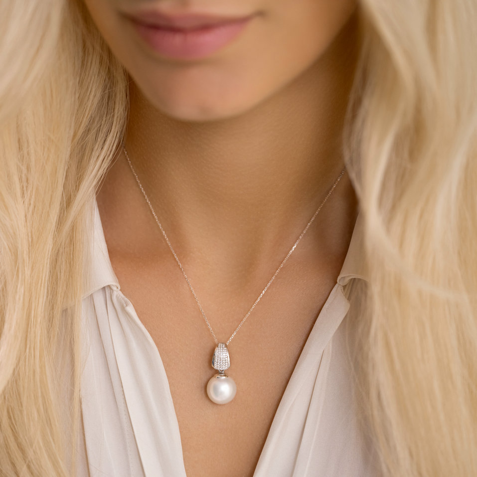 Diamond pendant with Pearl Elegant Reef