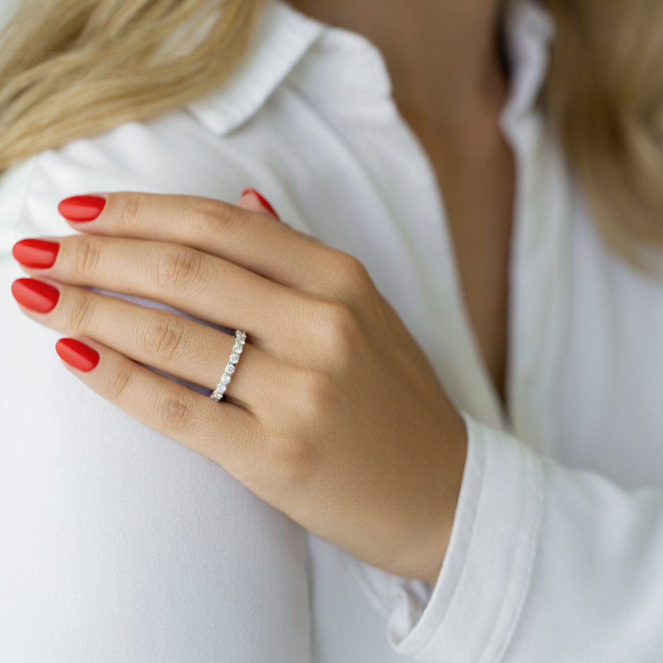 Diamond ring Chansons