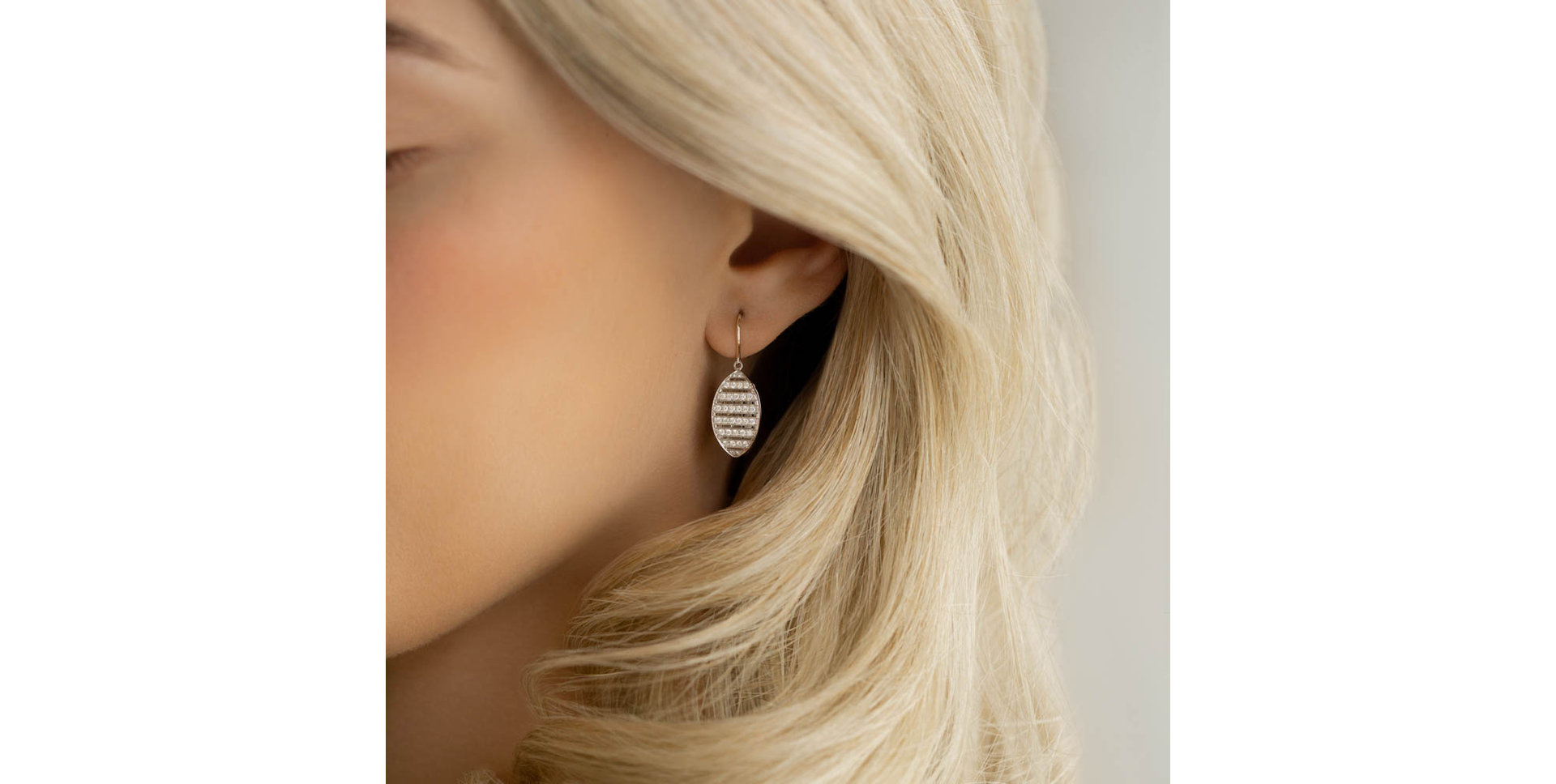 Diamond earrings Mystic Serenade