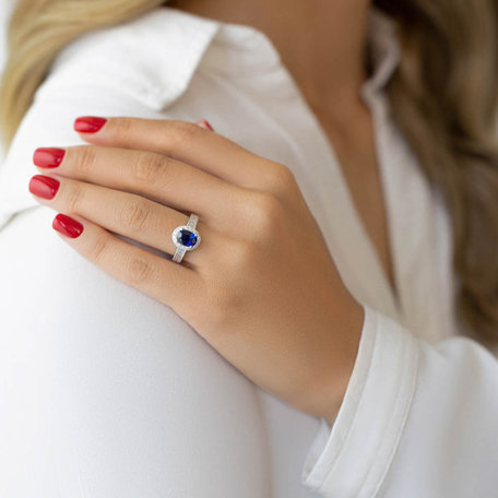 Diamond ring with Sapphire Exclusive women